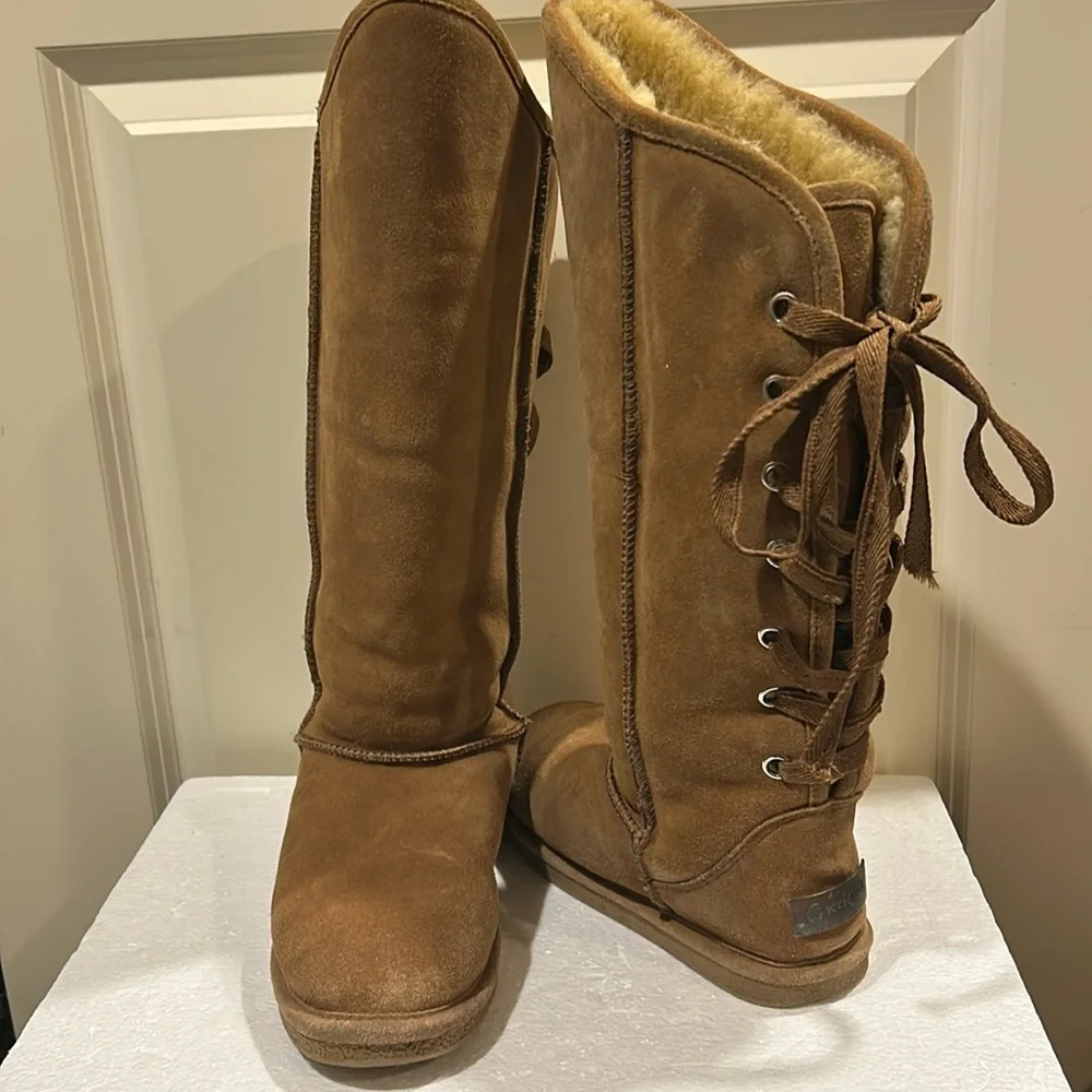 Checklist womens crisscross ties back suede Sherpa faux fur lined boots size 7